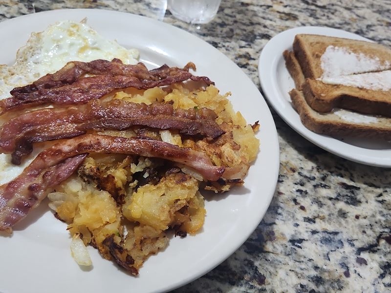 Dale Diner food